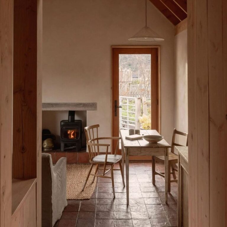 lorram cottage baillie and baillie residential plockton scotland architecture dezeen 2364 col 15 SQ1 852x852